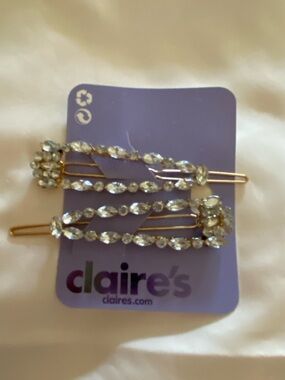 1-set of Claire's Gold-Tone Oversized Clear Crystal Hair Clips
